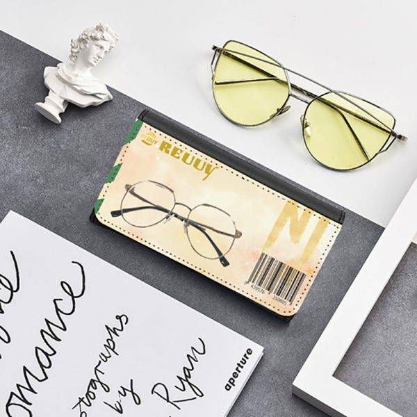 REUUY Premium Leather Eyeglass Case – Elegant Protection for Your Glasses